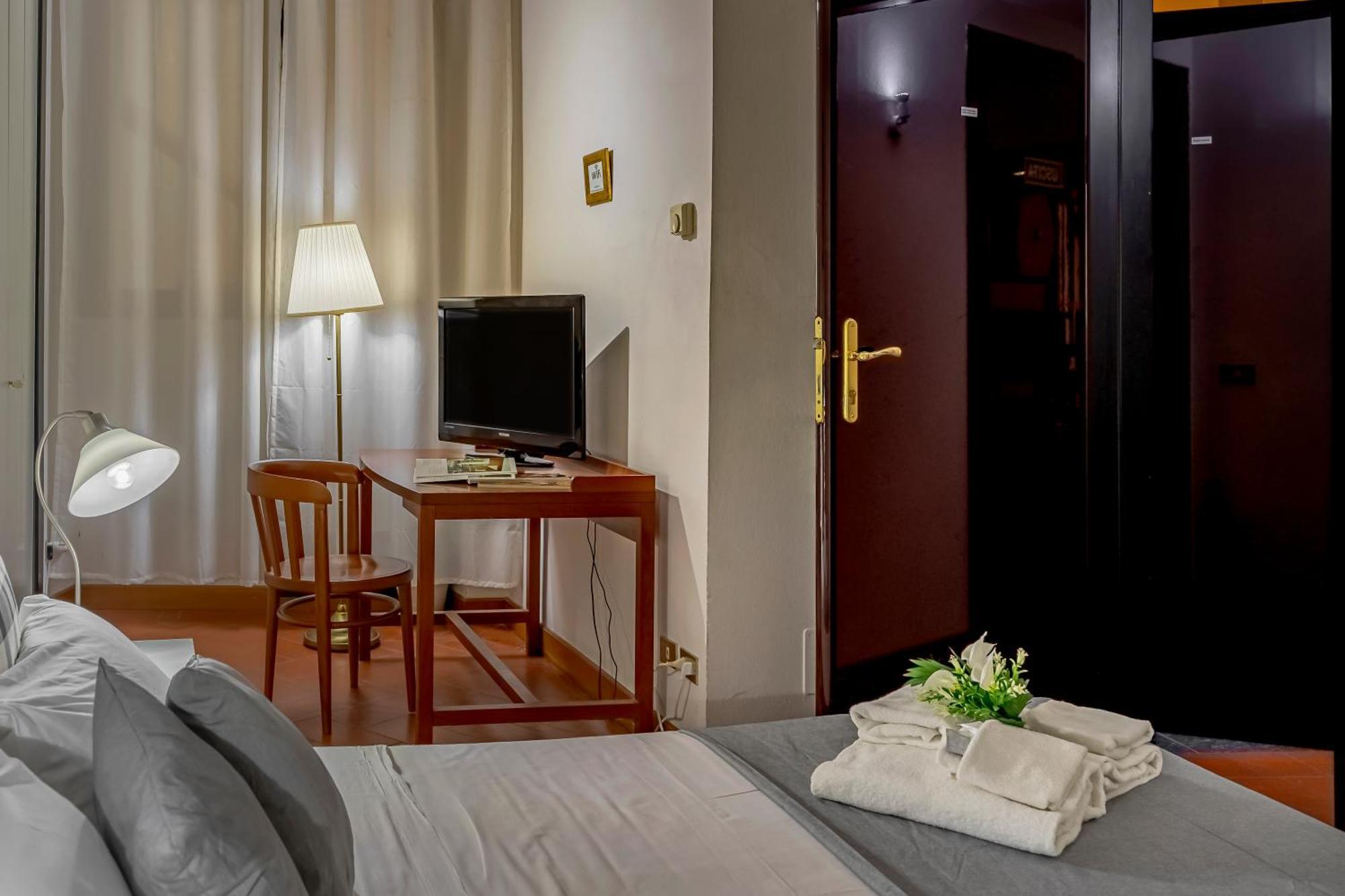 Santa Croce Exclusive Hotel Firenze Bagian luar foto